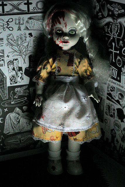 dead dolls clothing