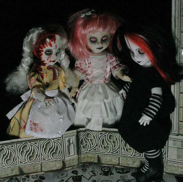 dead dolls clothing